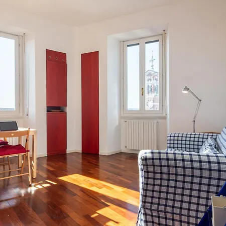 Giulio Flexyrent Apartment