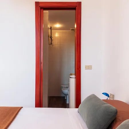 Giulio Flexyrent Apartment